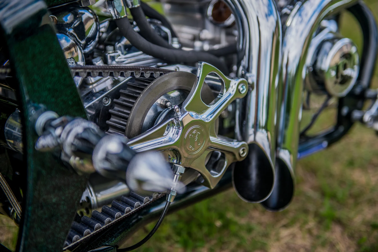 Fighter long chopper BDL open primary drive detail