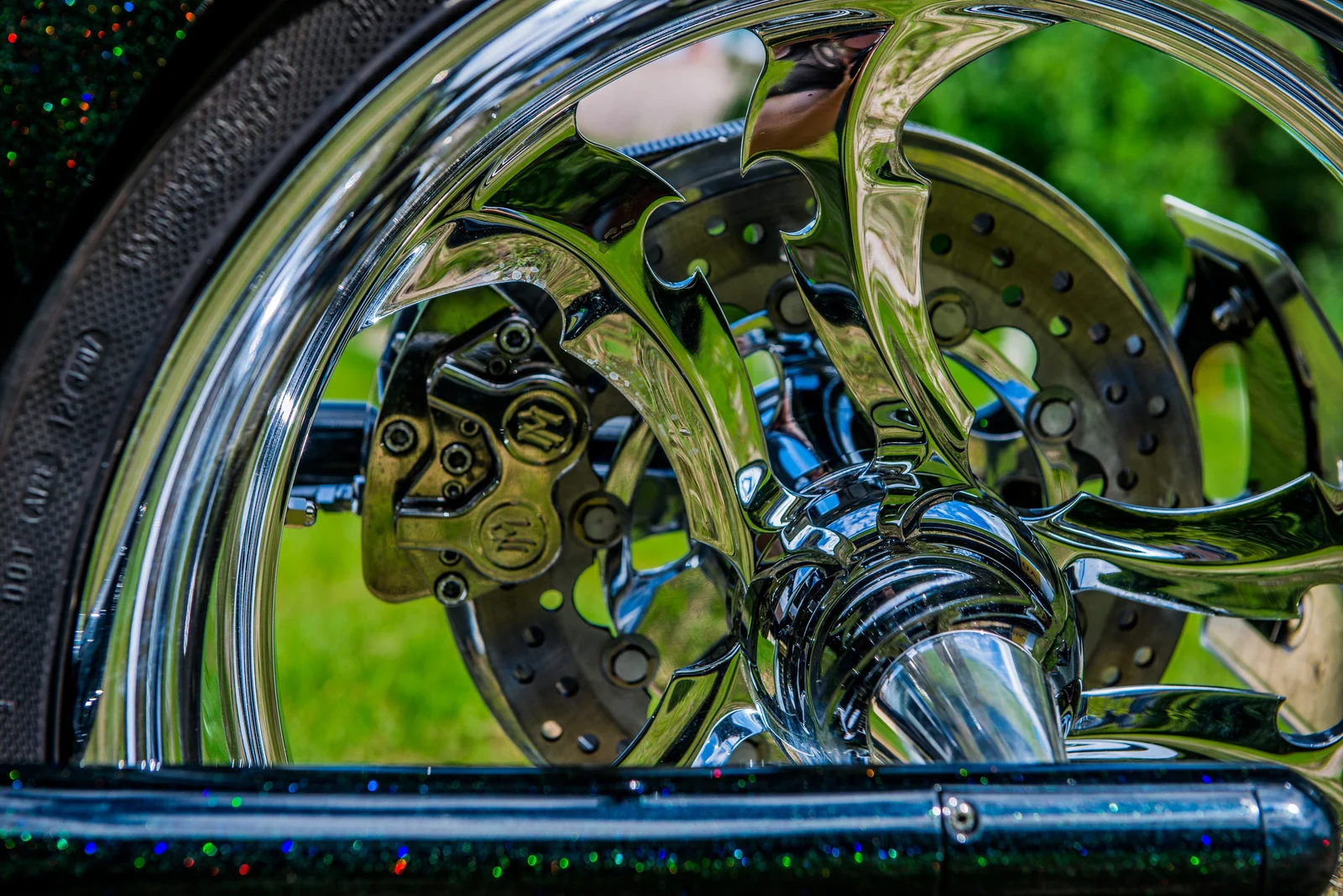 Fighter long chopper Wicked Image wheel and brake detail